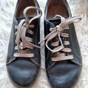 Aetrex Dana Lace-Up Oxford Shoes, Leather Sneaker, Distressed Grey, USA7, Euro37